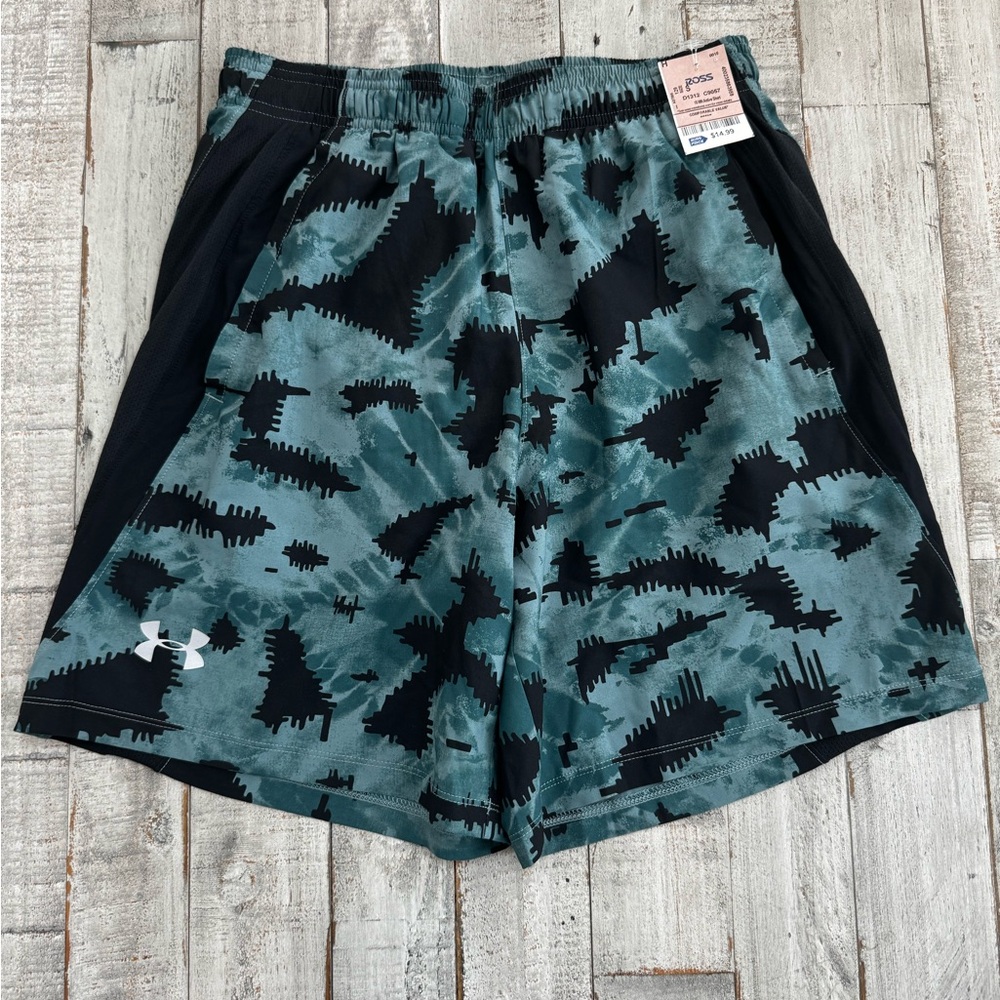 Under Armour Black HeatGear Shorts - Picture 5 of 9